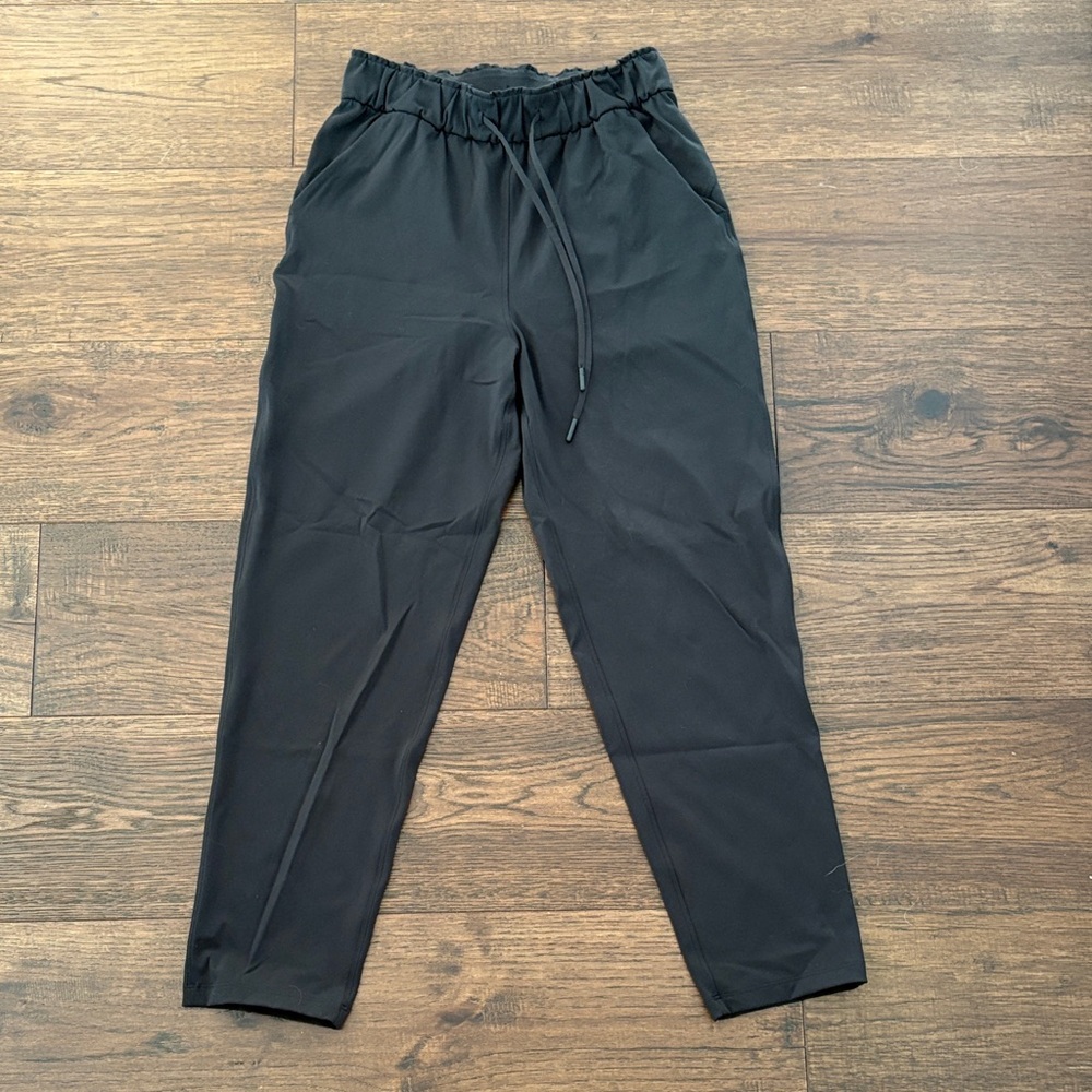 Lululemon Women’s Black Drawstring Pants